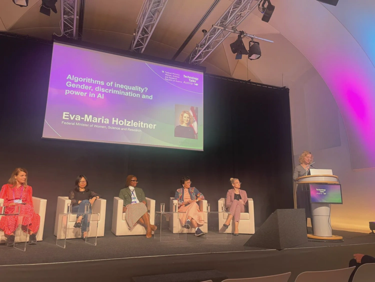 Left to right: Irina Nalis, Yufang Hou, Teki Akuetteh, Virginia Dignum, Christine Bauer, BM Eva-Maria Holzleitner. Image credit: APA/Huber-Lang, 2025.